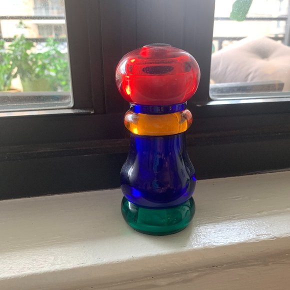 Rainbow Color Salt Shaker - Picture 1 of 1